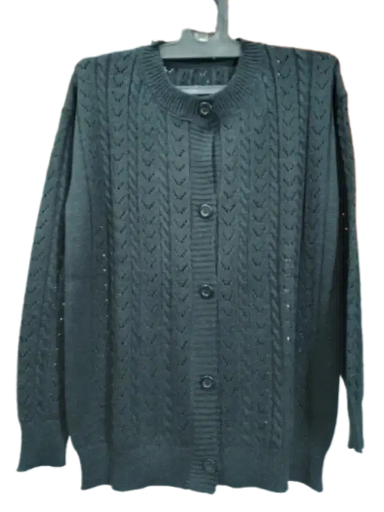 Sweater Rajut Wanita