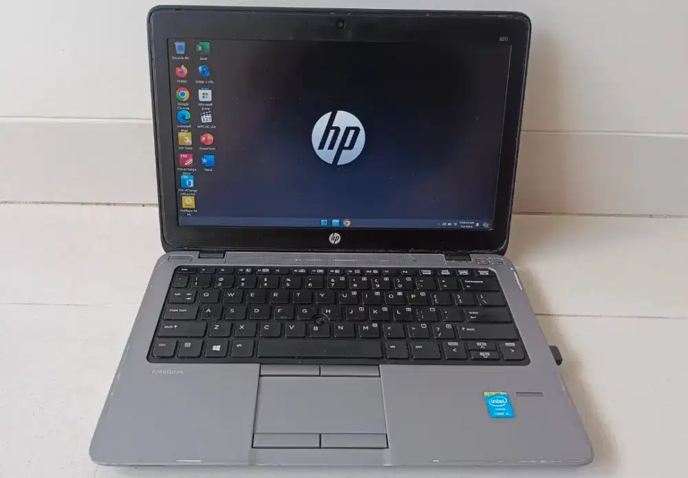 Core i5 gen 5 ram 8GB SSD 120GB laptop HP elitebook 820 normal nominus