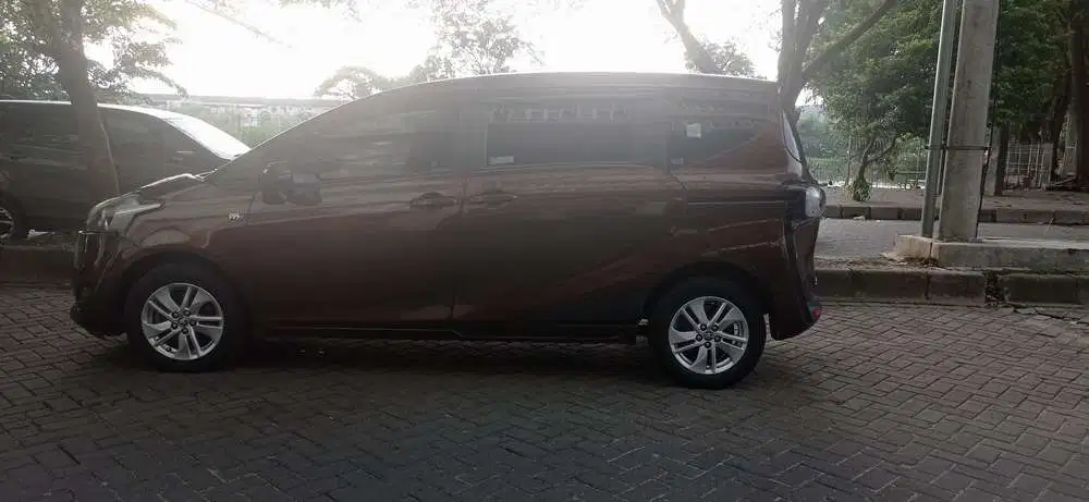 Toyota Sienta 2016 Bensin harga nego serius telepon kode dari olx