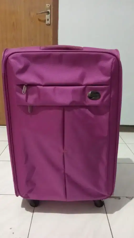 Koper samsonite size Medium kain