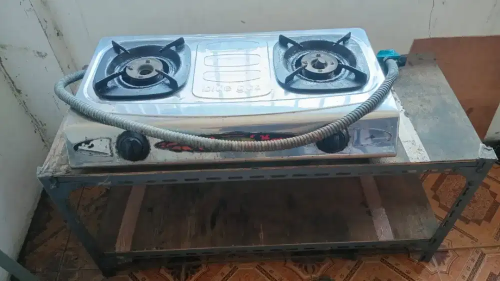 Kompor Korina dan meja kompor