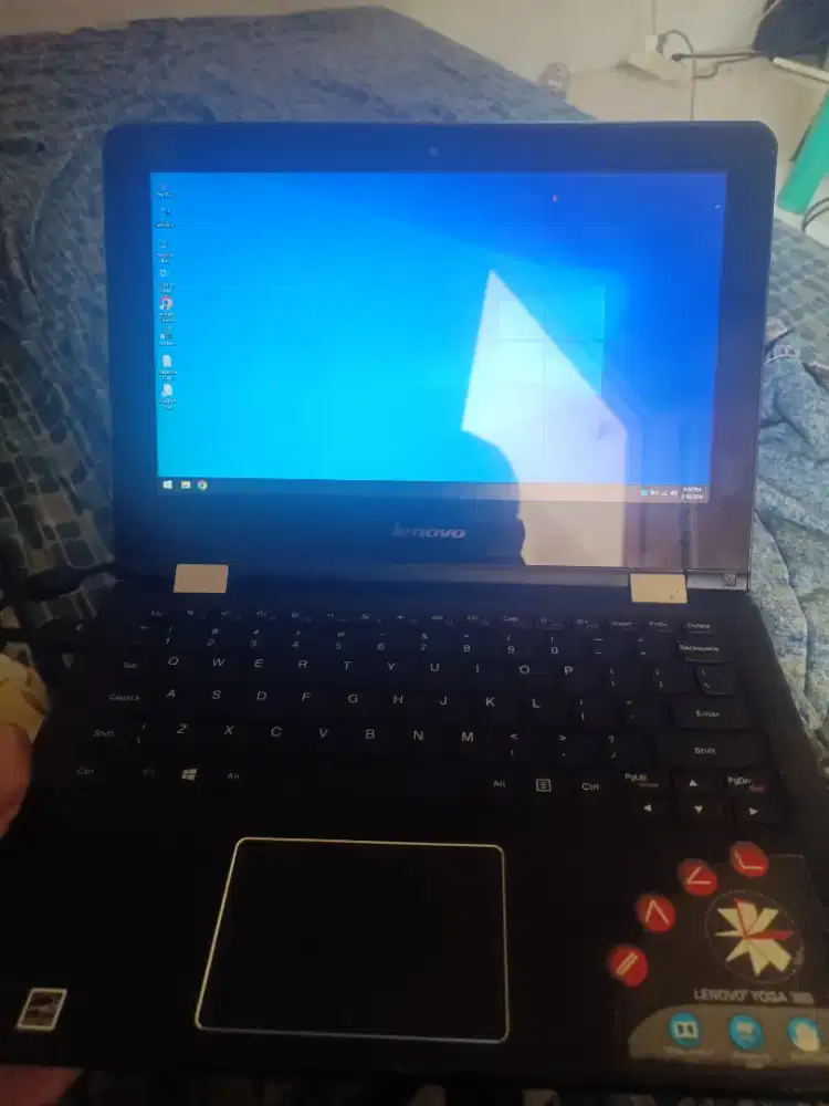 Lenovo yoga 300