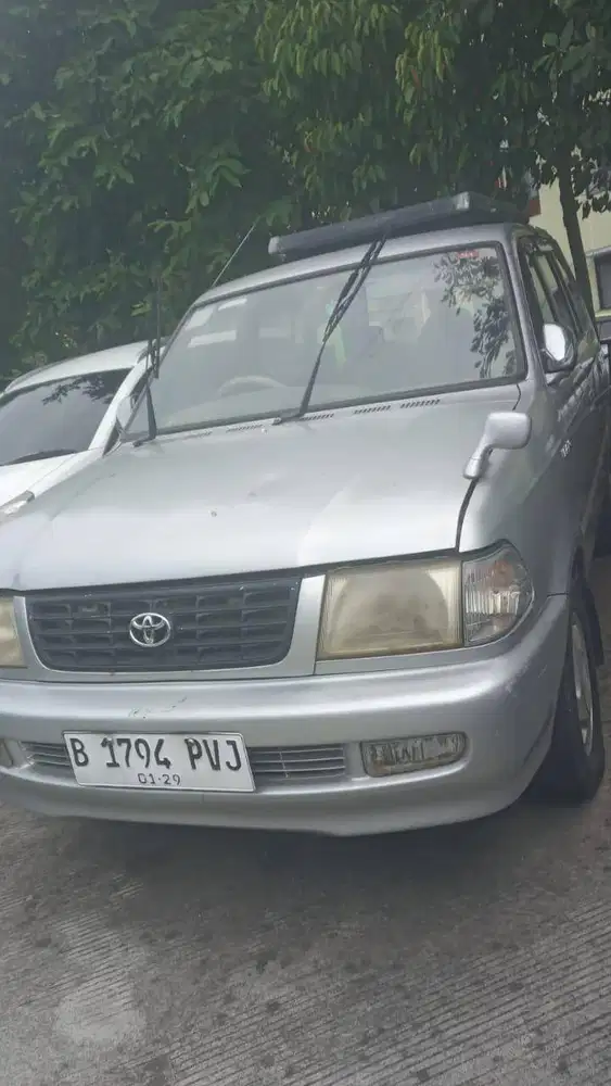 Kijang SGX 2001 Silver