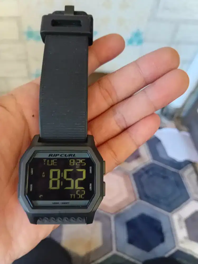 Jam tangan ripcurl black ori