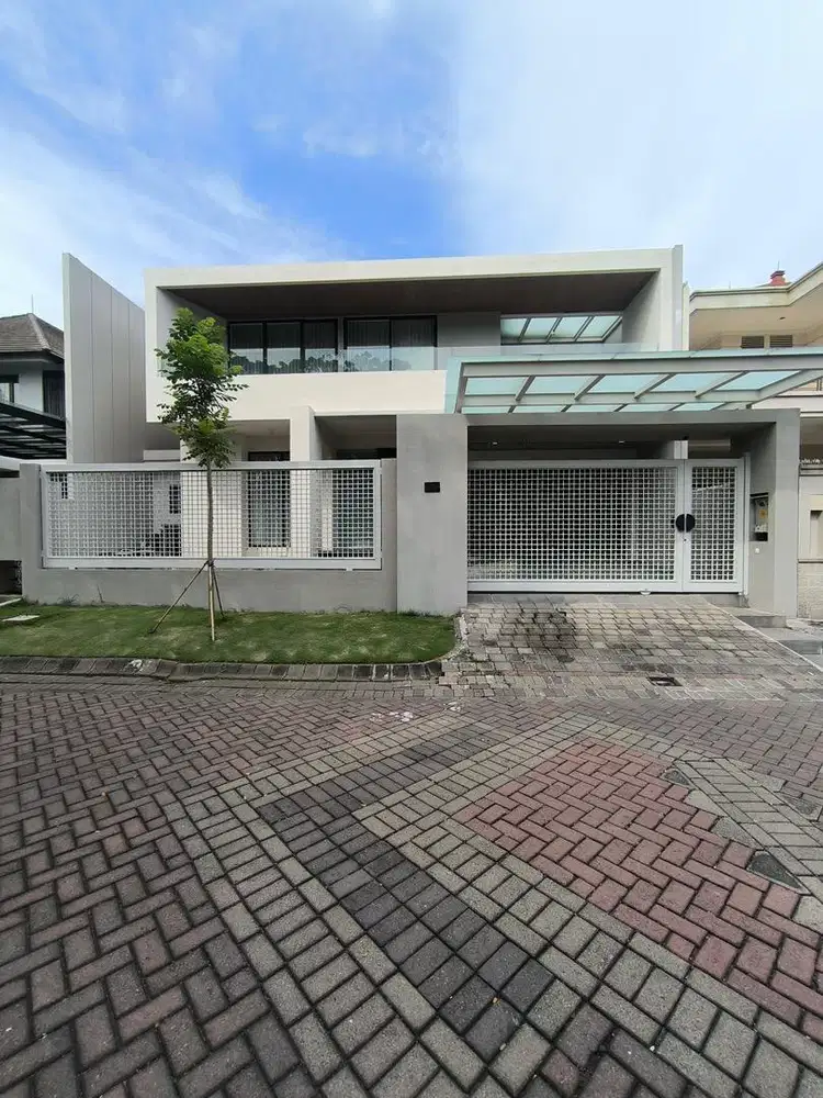 BARU GRES! RUMAH GRAHA FAMILI / FAMILY MODERN MINIMALIS FULL FURNISHED