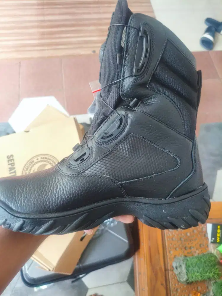 SEPATU PDL DAN PANTOPEL