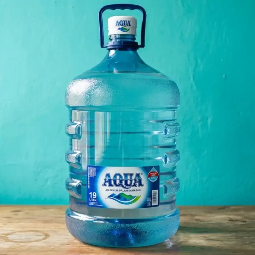 Air Mineral Aqua Galon 19 L