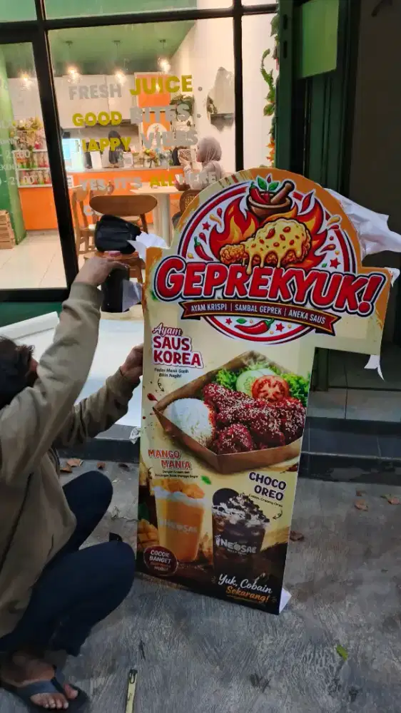 Pusatnya produksi papan nama & reklame