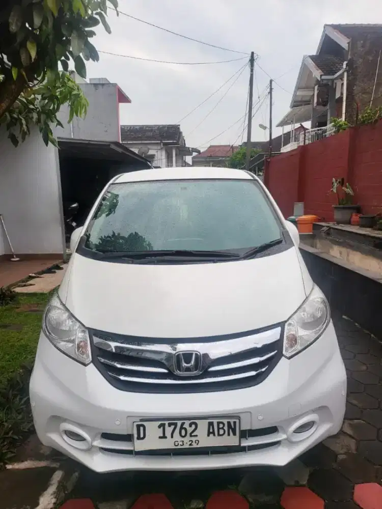 Freed PSD 2014 Low KM