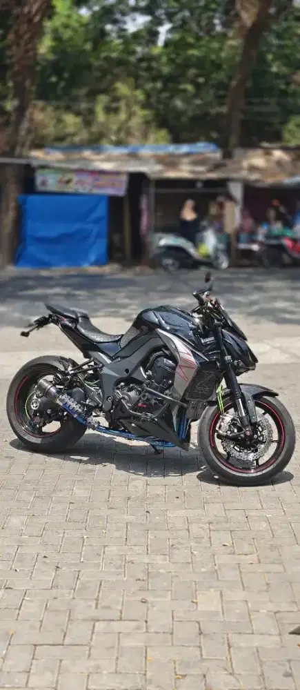 Jual Kawasaki Z1000 Sugomi kondisi mulus low ODO