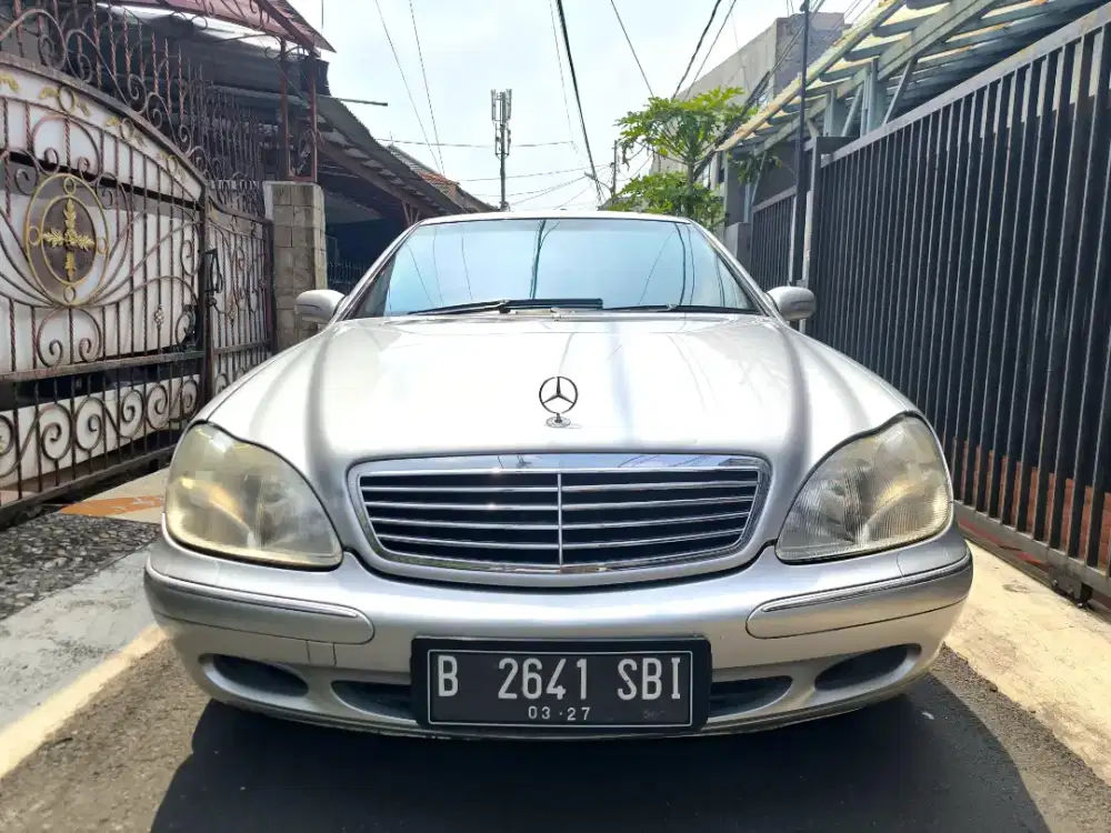 Mercedes-Benz S320L W220