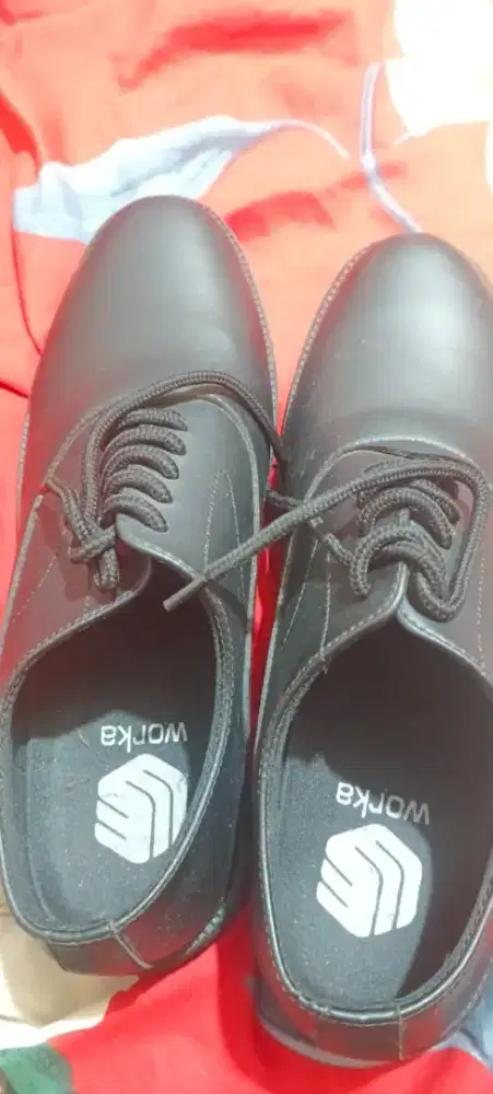 Sepatu Kerja / Kuliah Varka Pria - Model Pantofel Kasual Empuk Bagus.