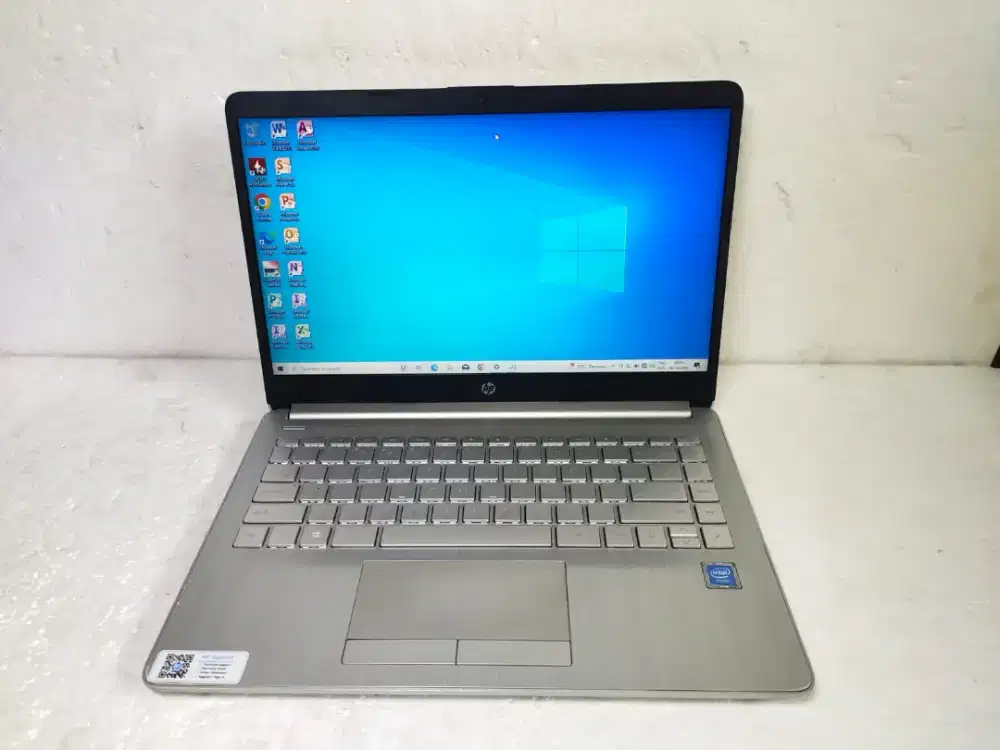 B1328 hp 14s-cf2017TU n4020 Ram 4GB ssd 256GB keyboard backlight