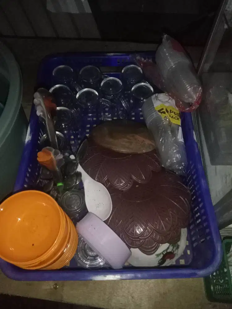 DIJUAL PERABOTAN LENGKAP USAHA PECEL LELE