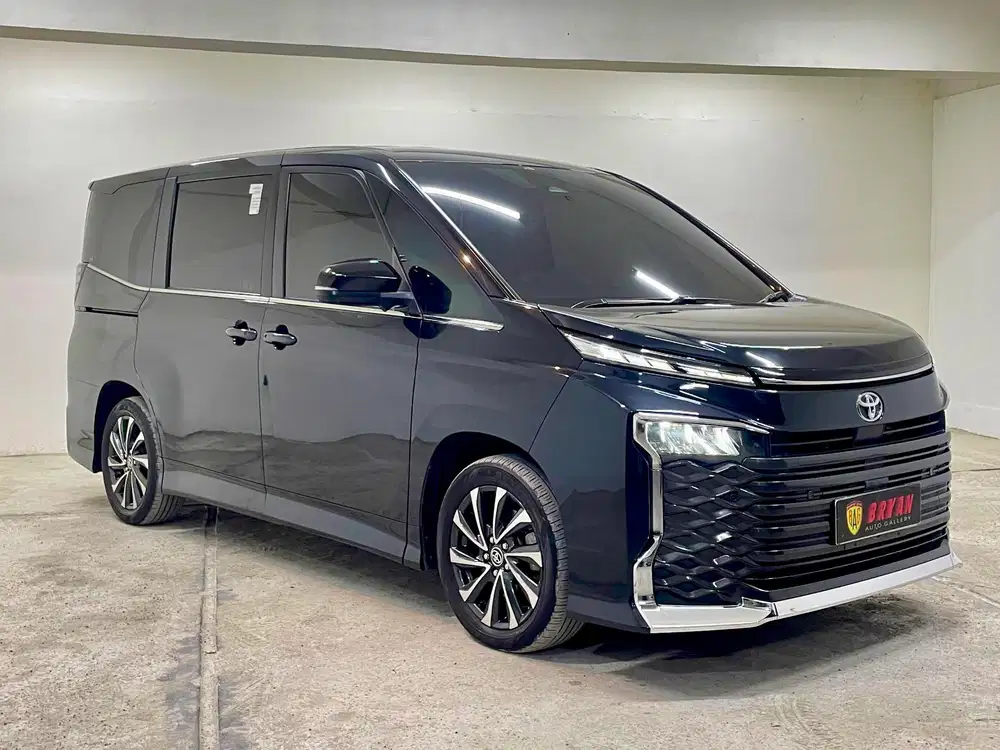 TDP50JT TOYOTA VOXY TSS 2023 GOOD CONDITION