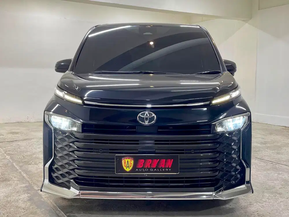 TDP50JT TOYOTA VOXY TSS 2023 GOOD CONDITION