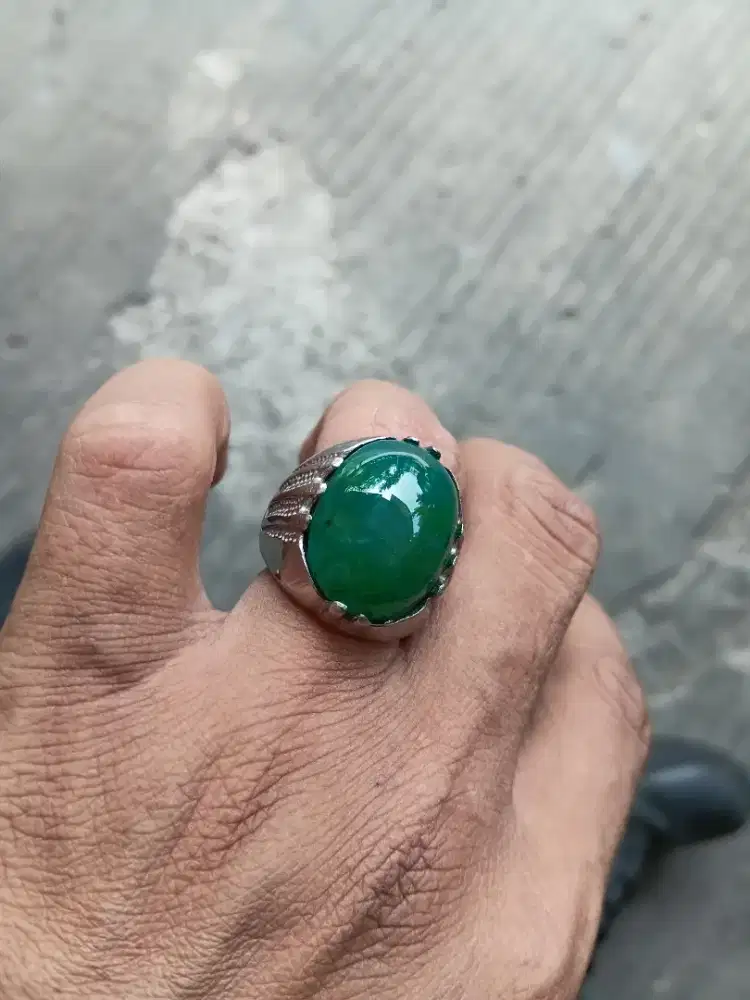 Batu cincin bacan doko hijau