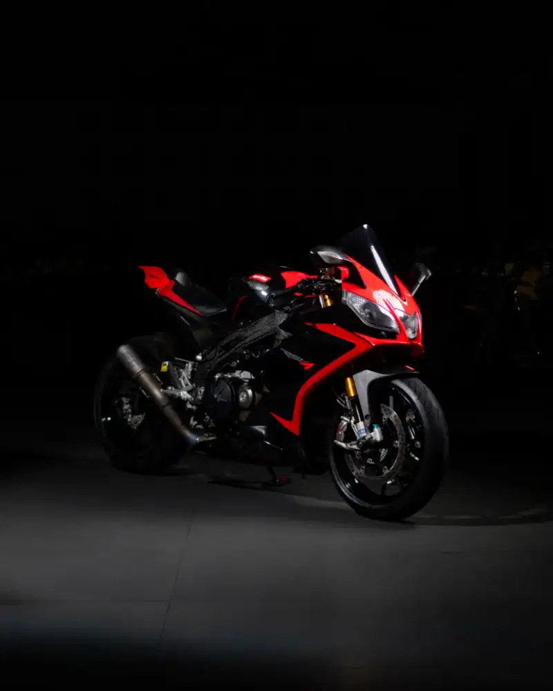Aprilia RSV4 1000 Factory APRC ABS Absolute Black 2014