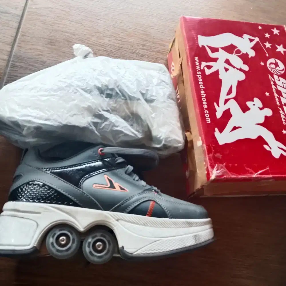Jual Sepatu Roda Bekas Seperti Baru