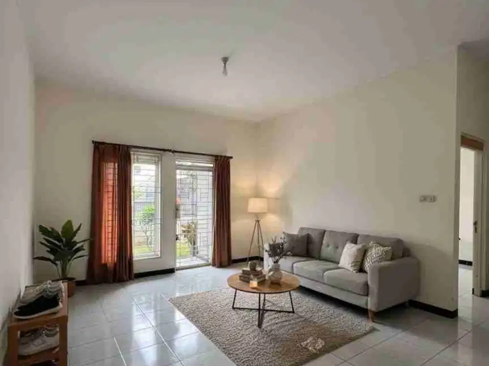 Dijual Rumah Bagus Siap Huni Taman Holis Indah 2 Kota Bandung