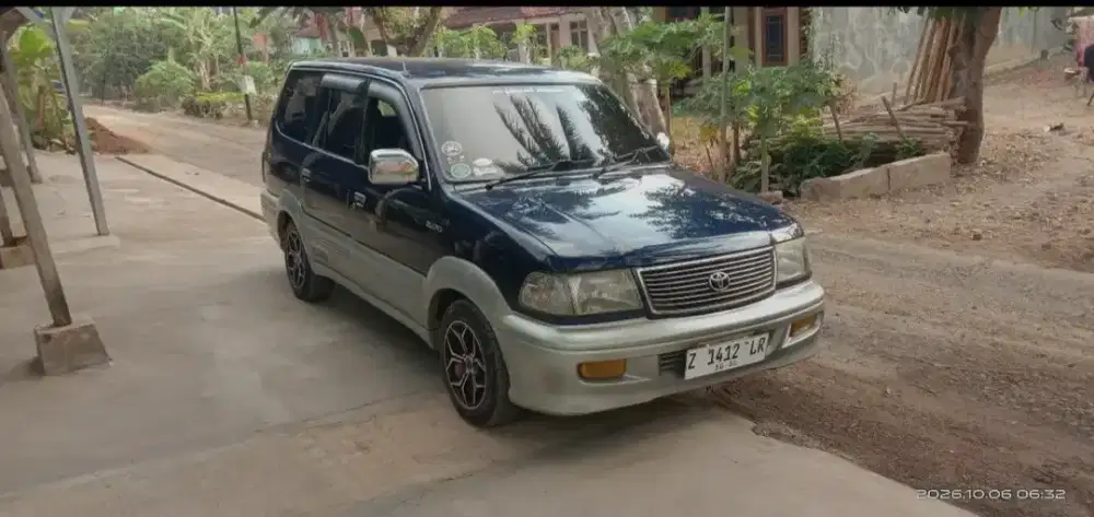 KIJANG KRISTA LUXURY 2001