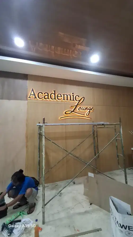 Papan nama toko atau kantor indor dan outdor