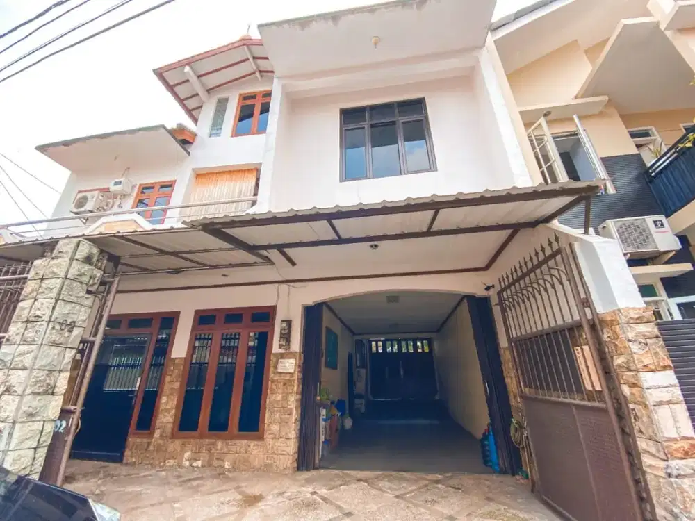 DIJUAL RUMAH STRATEGIS DI LEBAK BULUS – JAKARTA SELATAN