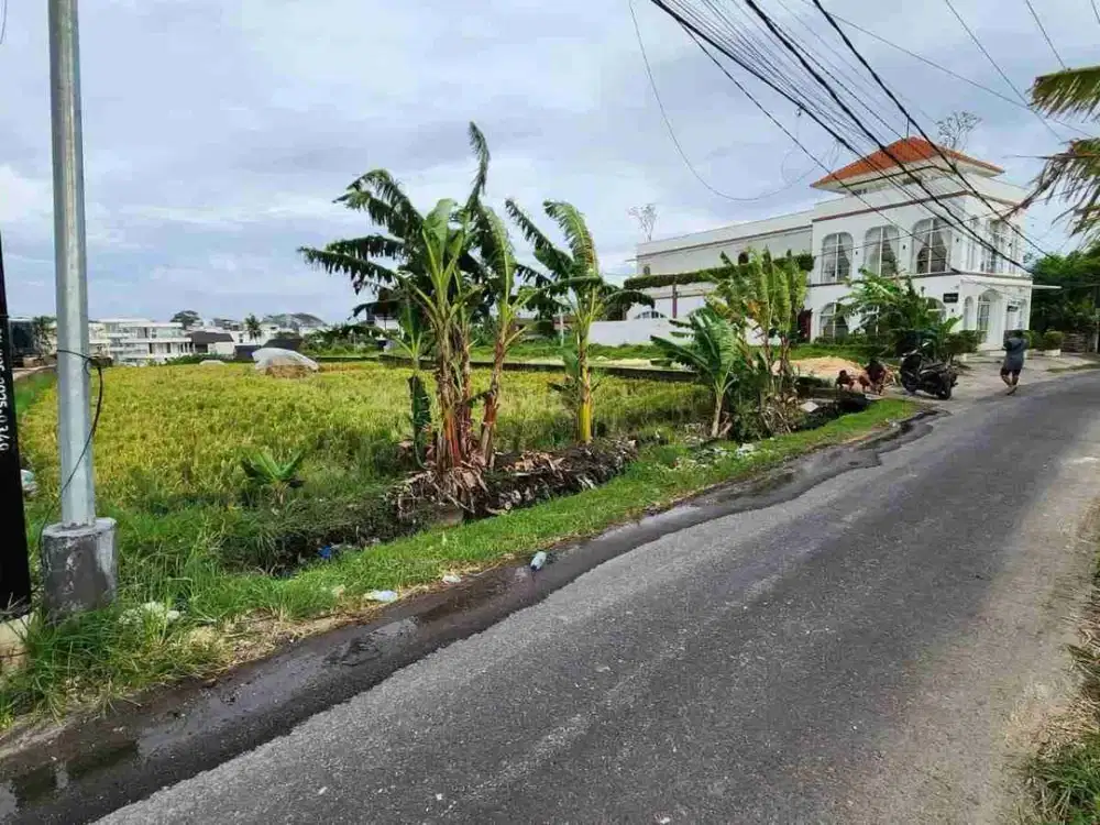 TANAH STRATEGIS Jl.PANTAI MENGENING CEMAGI BALI