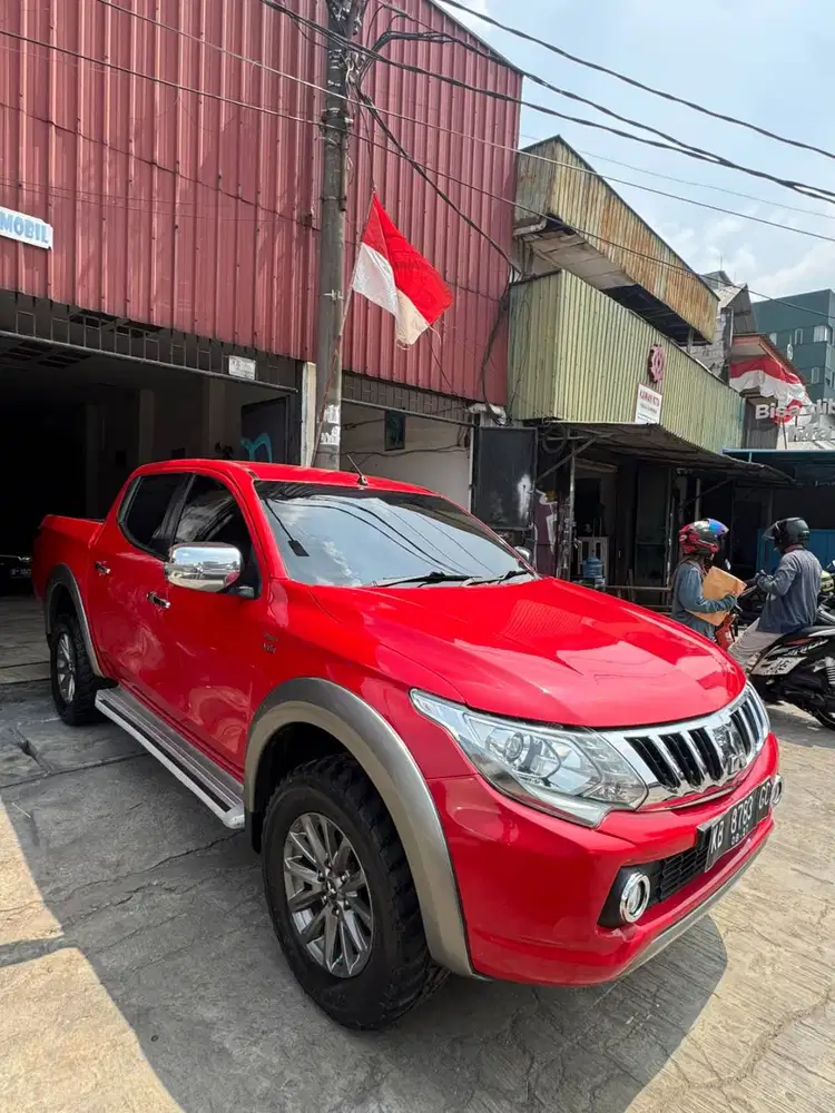 Mitsubishi triton 2017 exceed 4x4 Automatic double cabin