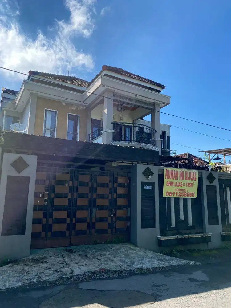 Hunian nyaman rumah 2 lantai daerah ngemplak sleman