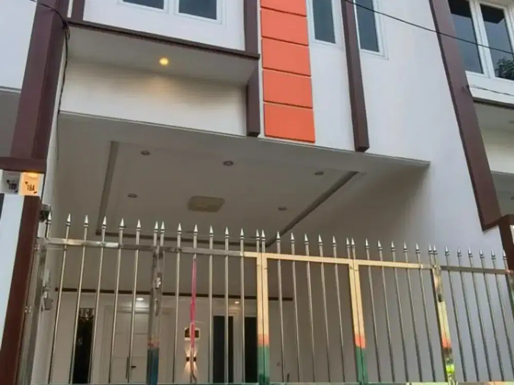 Jual Rumah  bagus 2 Lantai Di Johar Baru Jakarta Pusat