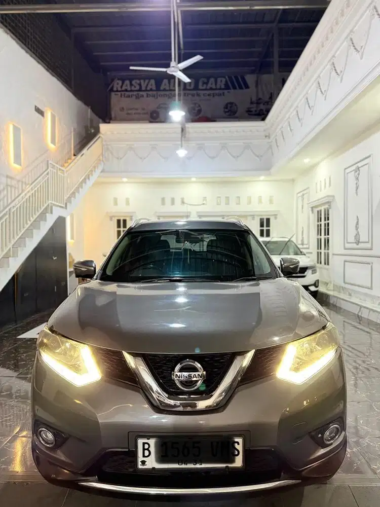Xtrail 2.5 2016 Pajak panjang Istimewa Full orsinil jual cepat bu