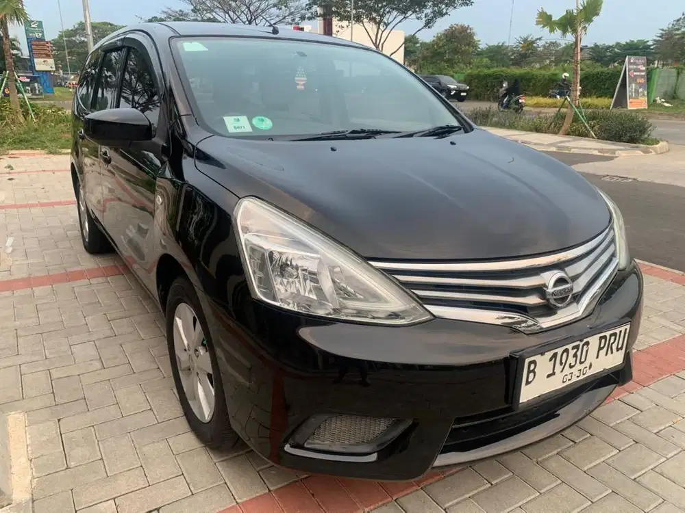 CASH TUNAI 87 JUTA NISSAN GRAND LIVINA SV MATIC 2015 KM ANTIK 83 RB