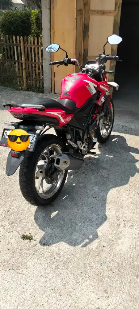 Jual beli motor