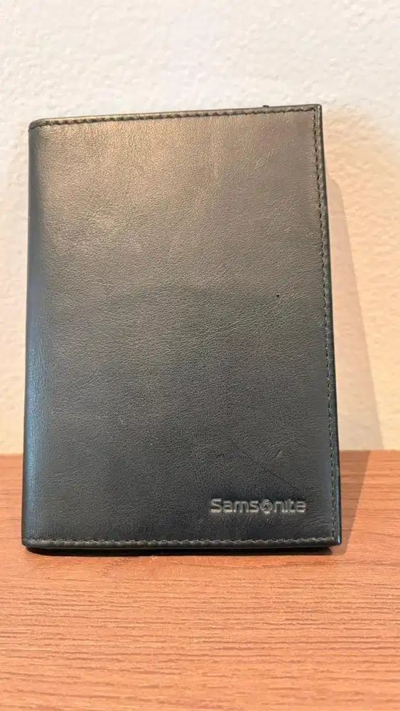 Samsonite Card & Passport holder