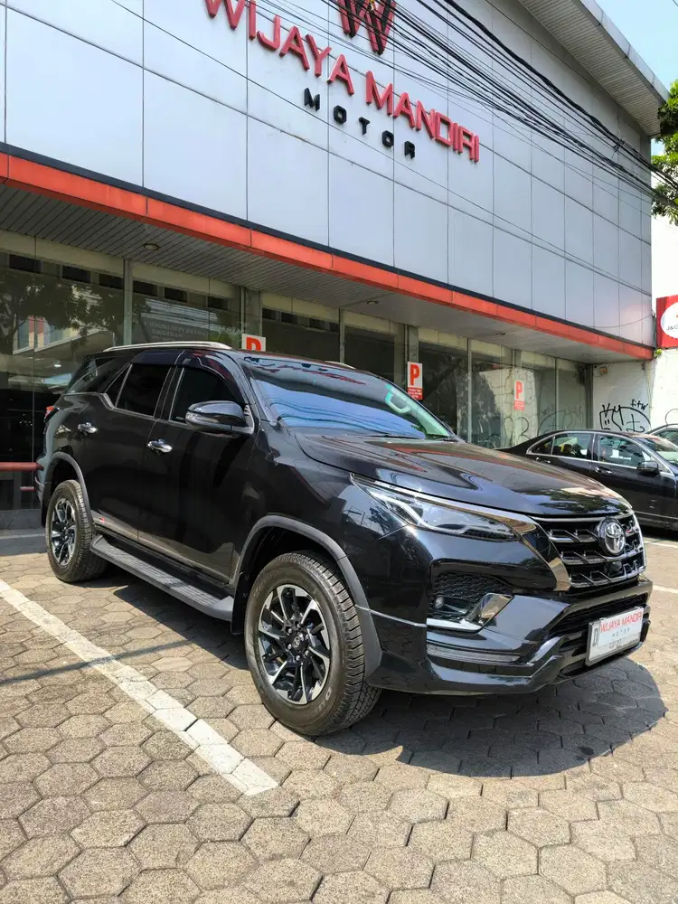 TOYOTA 2.8 GR-SPORT A/T 2022