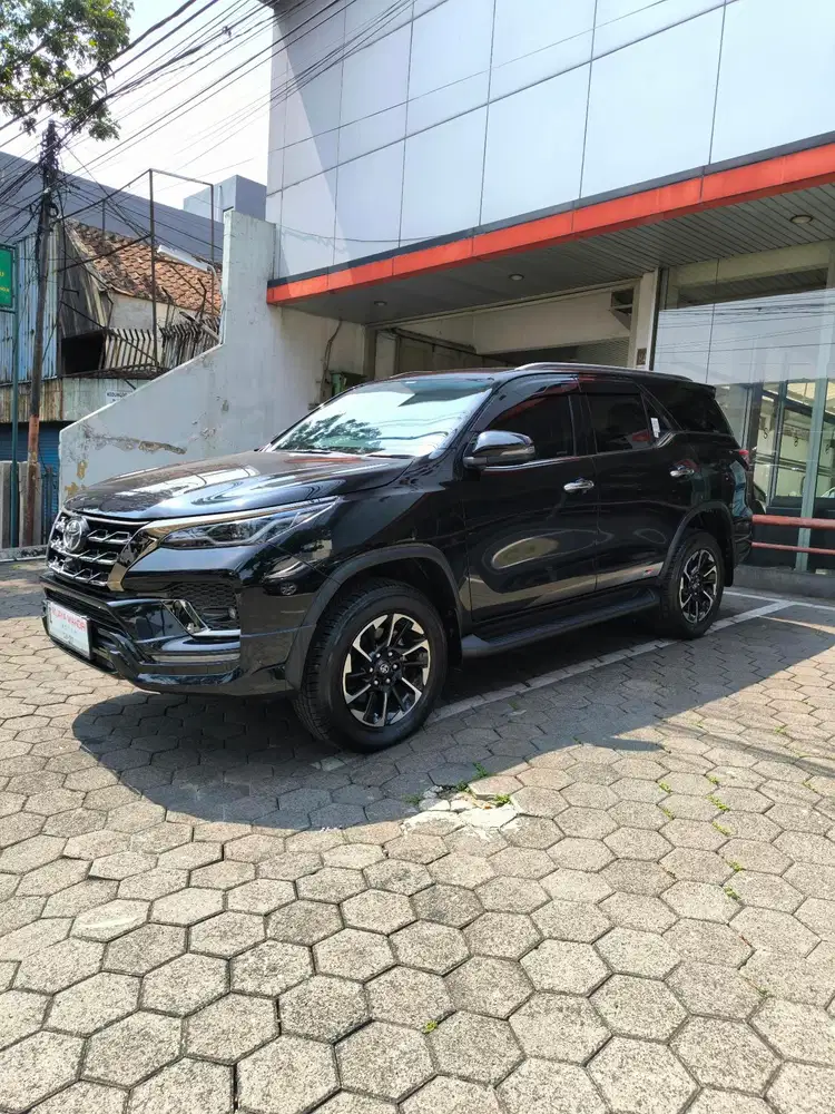 TOYOTA 2.8 GR-SPORT A/T 2022