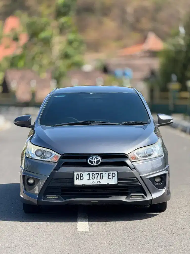 (DP 20JUTA) YARIS TRD 2015 AT MATIC