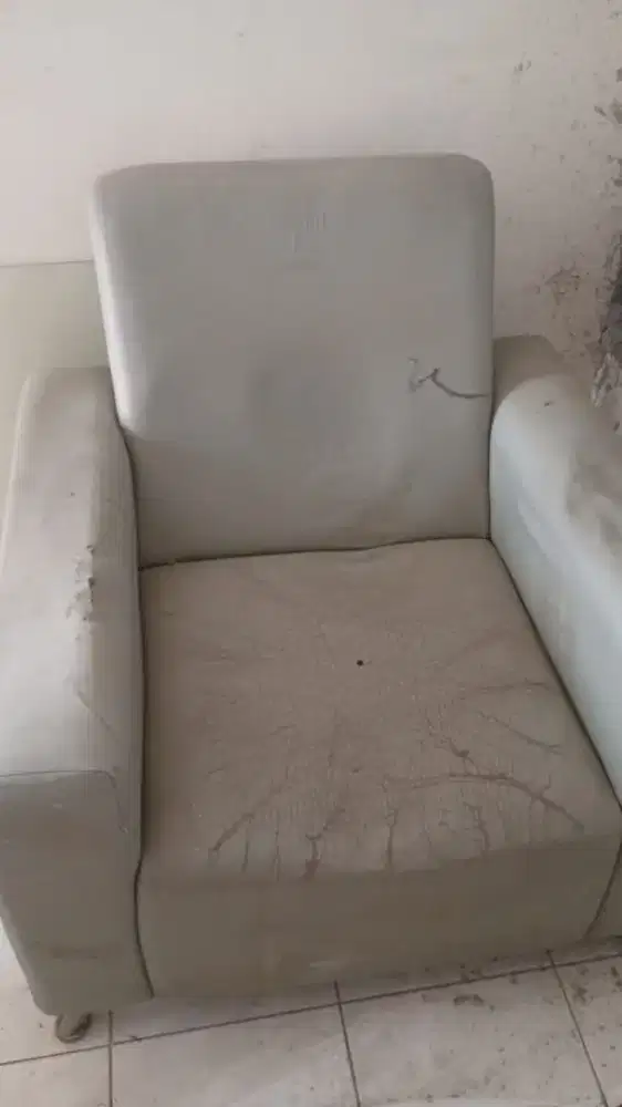 Sofa Tidur Abu Muda