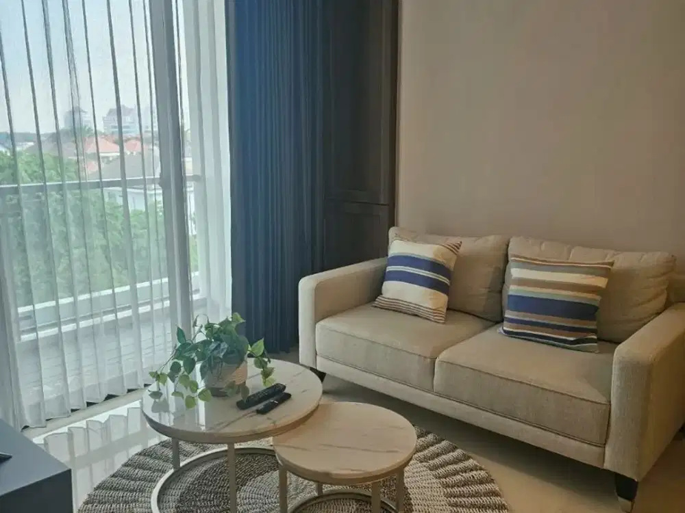 APARTMENT THE ROSEBAY TOWER C Full Furnish Interior+Gordyn Hadap Jalan utama Graha Family