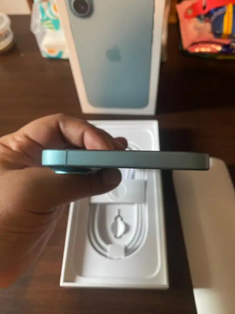 Dijual iPhone 16 plus 256gb.