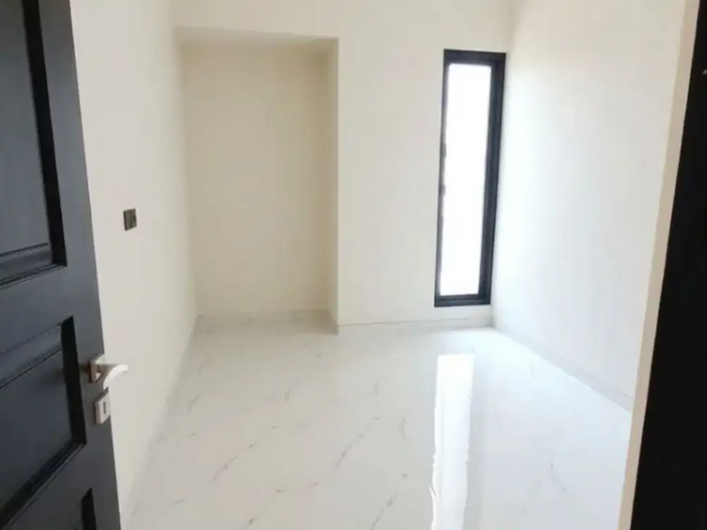 Rmh Baru Gress di Jln Utama MANYAR REJO Row Jln 3,5 Mbl, One Gate System