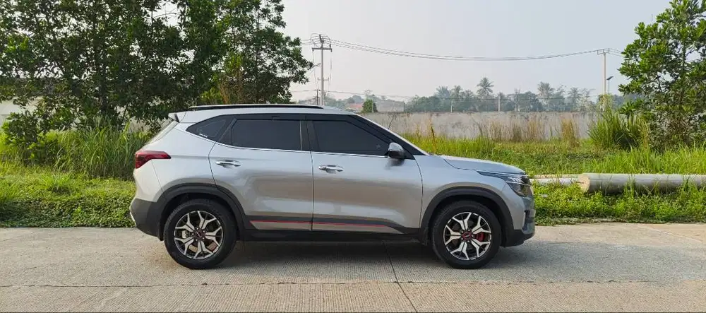 (NEGO). MOBIL MEWAH KIA SELTOS GT LINE (varian tertinggi)
