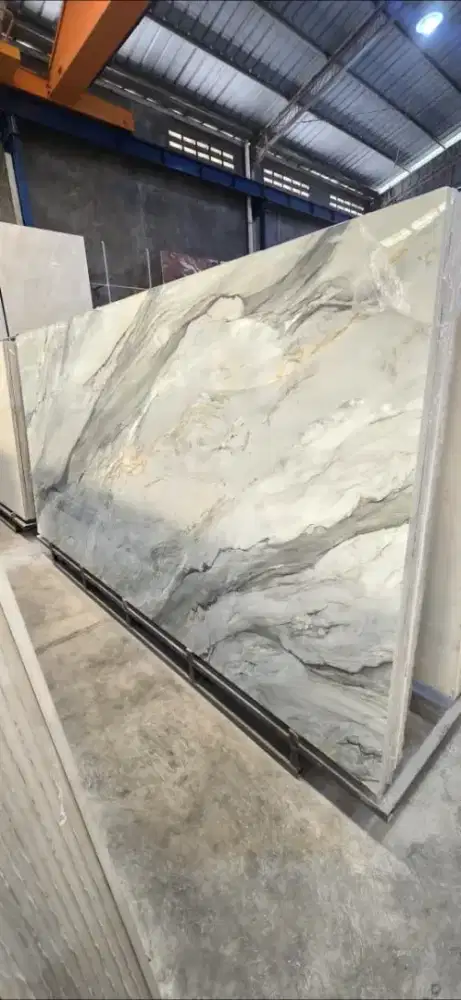 Quadra / sintered stone