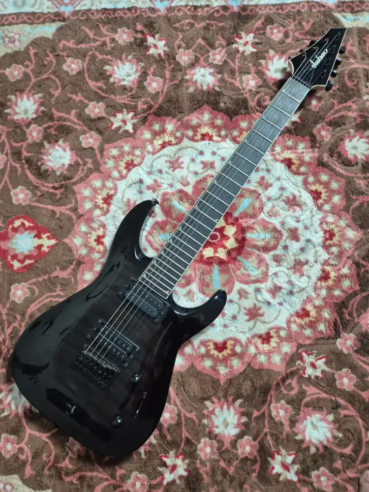 Jackson Dinky Arch Top JS22 Q-7 DKA HT 7 string