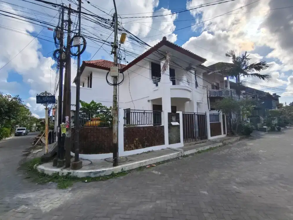 rumah 2 lantai di puri gading jimbaran,daerah yang sedang berkembang