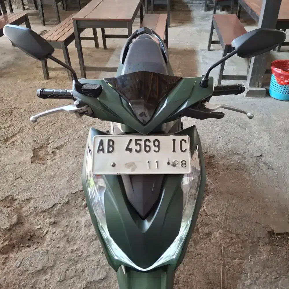 Honda Beat Deluxe Esp Hijau Army 2023