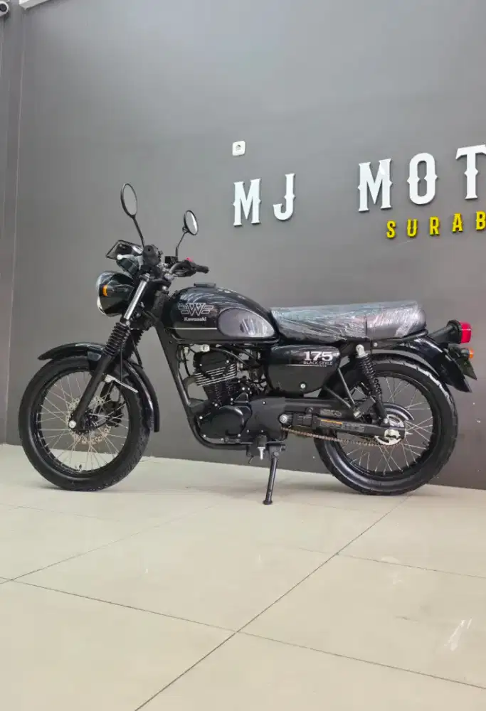 Kawasaki W175 Tahun 2022