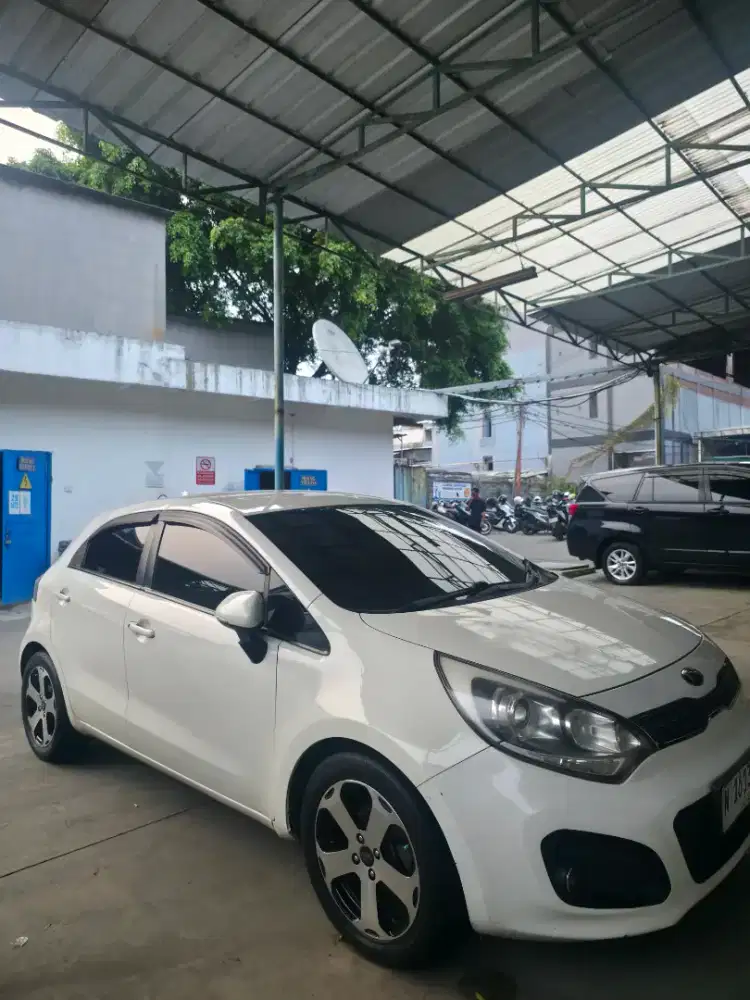 Kia Rio 2014 AT