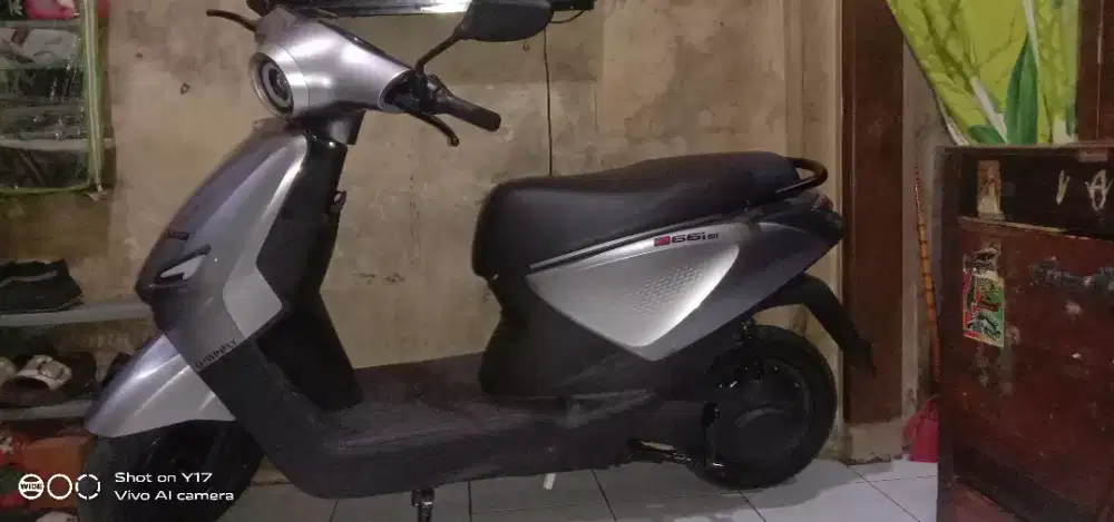 Sepeda listrik uwinfly D66i